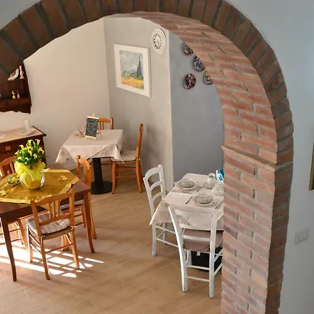 Co.me 563 Проживание в семье Доло