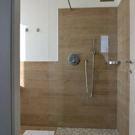 홈스테이 Co.me 563