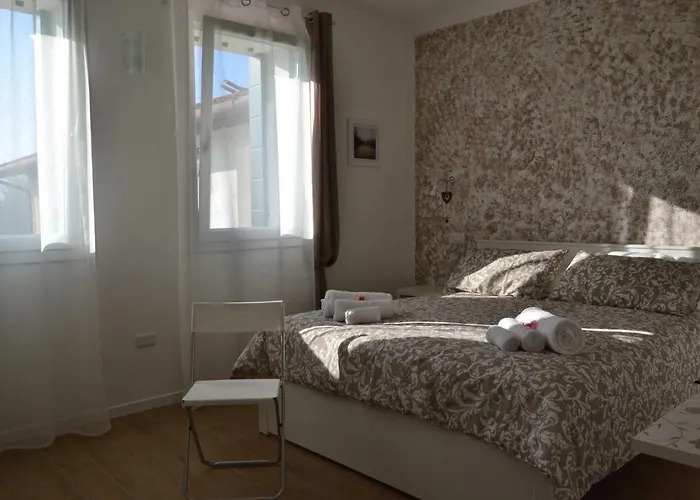 ホームステイ Co.me 563 *